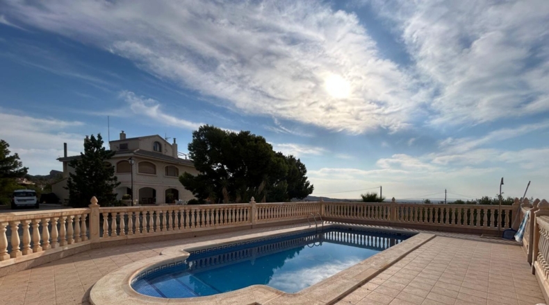 Alicante - Crevillent - 3200m2