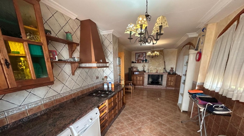 Alicante - Crevillent - 3200m2