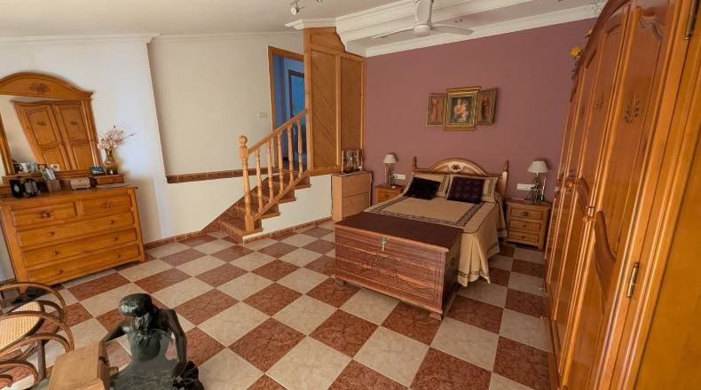 Granada - Huéscar - 312m2