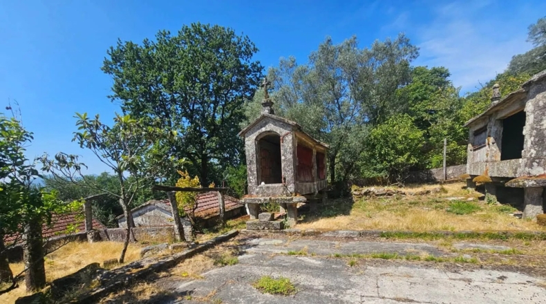 Pontevedra - Santiago de Covelo - 3500m2