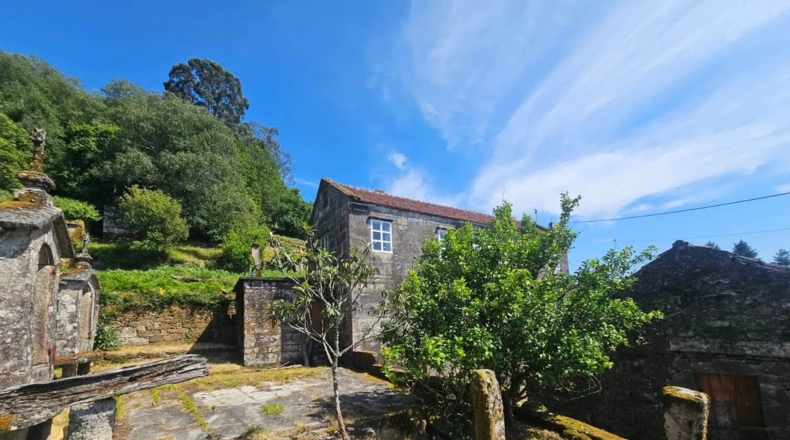 Pontevedra - Santiago de Covelo - 3500m2