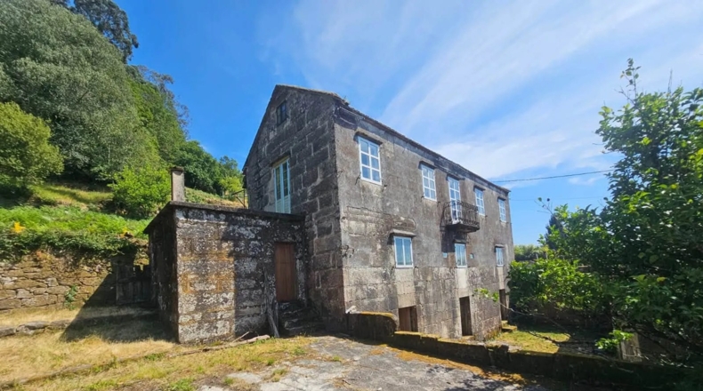 Pontevedra - Santiago de Covelo - 3500m2