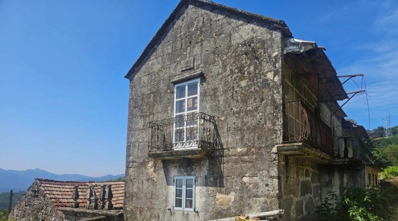 Pontevedra - Santiago de Covelo - 3500m2