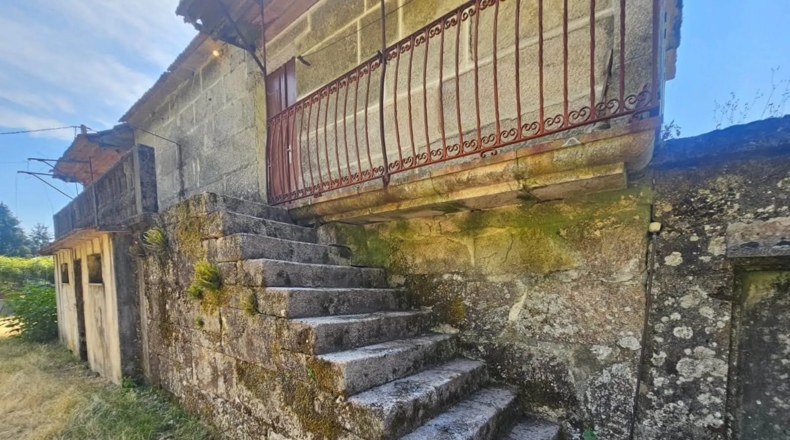 Pontevedra - Santiago de Covelo - 3500m2