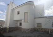 Chalet independiente con terreno en venta en Huete ref: TR419673 foto