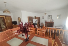 Huete 334&nbsp;m²