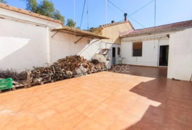 Novelda 4892.97&nbsp;m²