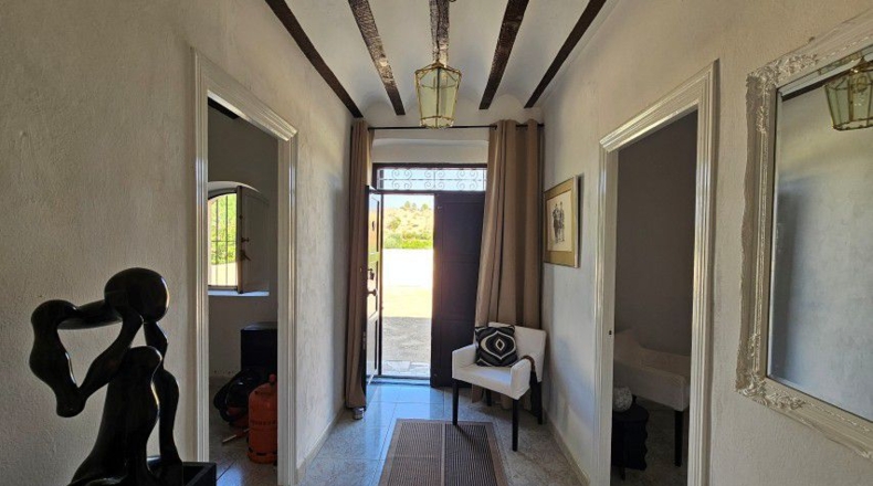 Almería - Cantoria - 749 m²