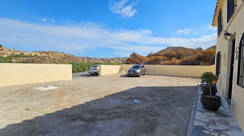 Almería - Cantoria - 749 m²