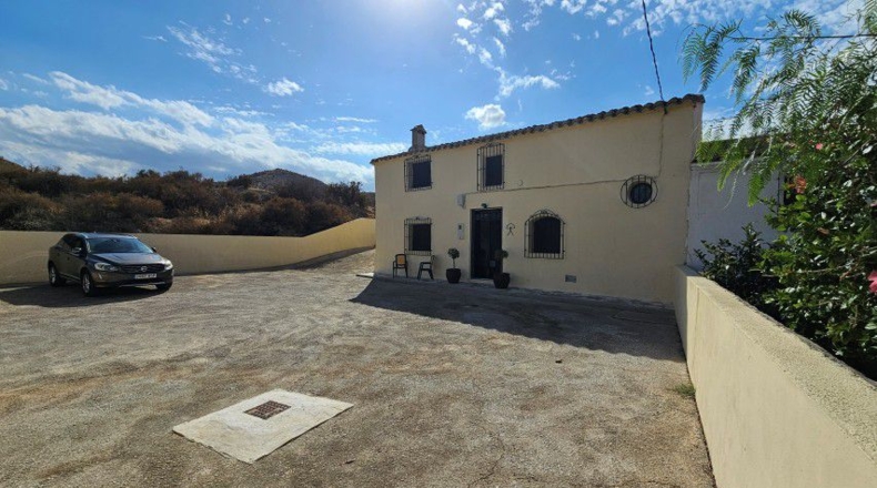 Almería - Cantoria - 749 m²