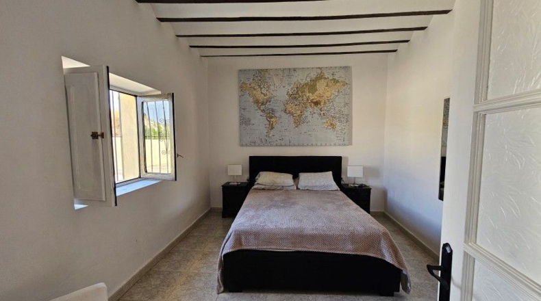 Almería - Cantoria - 749 m²