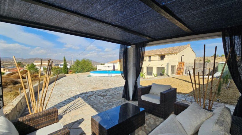 Almería - Cantoria - 749 m²