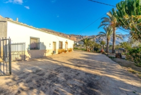 Orihuela 850&nbsp;m²