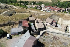 Ayerbe 260&nbsp;m² 