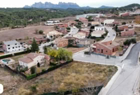 Sant Salvador de Guardiola 915&nbsp;m²