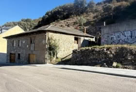 Molinaseca 400&nbsp;m²