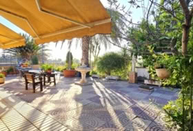 Albatera 2100&nbsp;m²