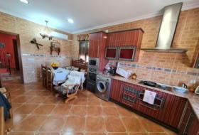 Villaescusa de Haro 859&nbsp;m²