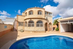 Oriola 353&nbsp;m² 
