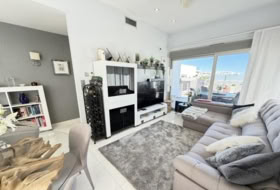 Oriola 300&nbsp;m² 