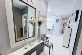 Oriola 300&nbsp;m² 
