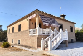La Carlota 2300&nbsp;m²
