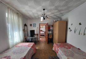 Sisante 250&nbsp;m²