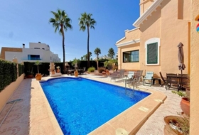 Oriola 535&nbsp;m² 