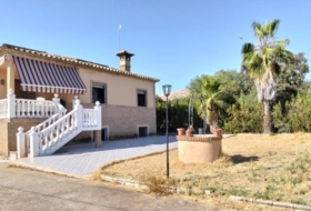 La Carlota 2300&nbsp;m²