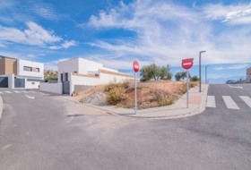 Peligros 350&nbsp;m²