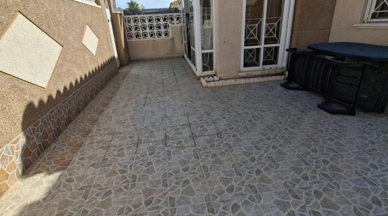 Аликанте - Торревьеха - 82 м²