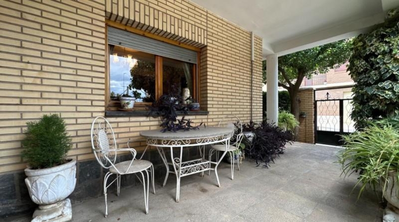 Zaragoza - La Almunia de Doña Godina - 523 m²