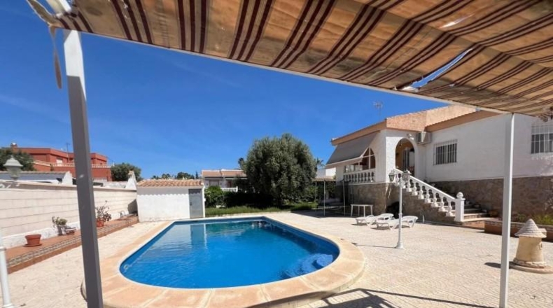 Alicante - Torrevella - 1000 m²
