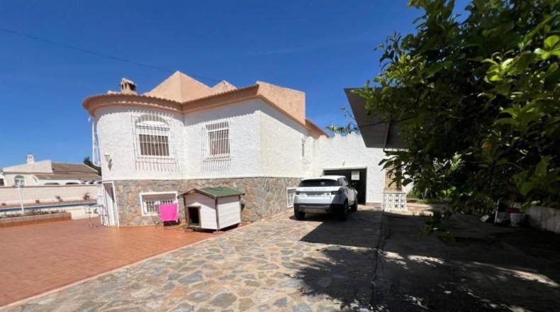 Alicante - Torrevella - 1000 m²