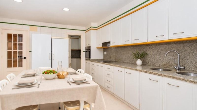 Аликанте - Санта-Пола - 310 м²