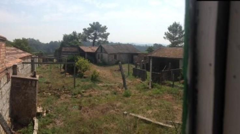Понтеведра - Виланова-де-Ароуса - 3700 м²