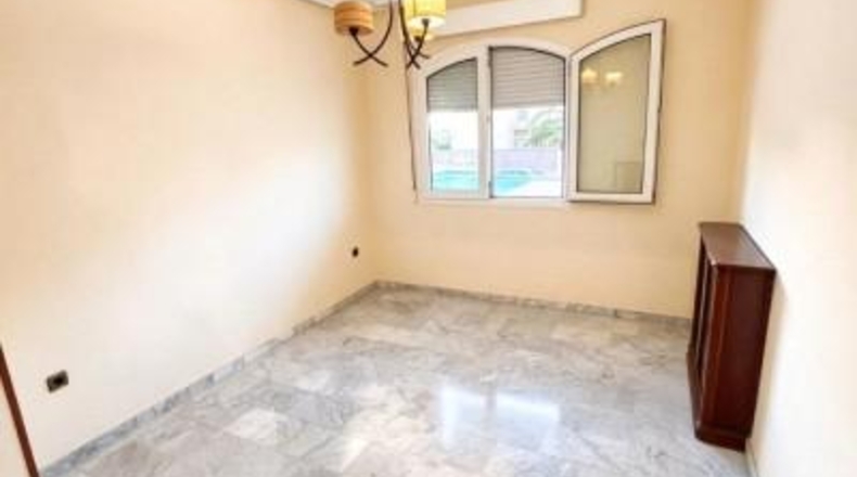 Caceres - Cáceres - 300 m²