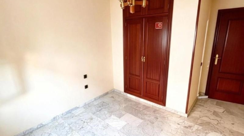 Caceres - Cáceres - 300 m²