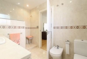 Сан-Висенте-дель-Распеч 2396&nbsp;м²