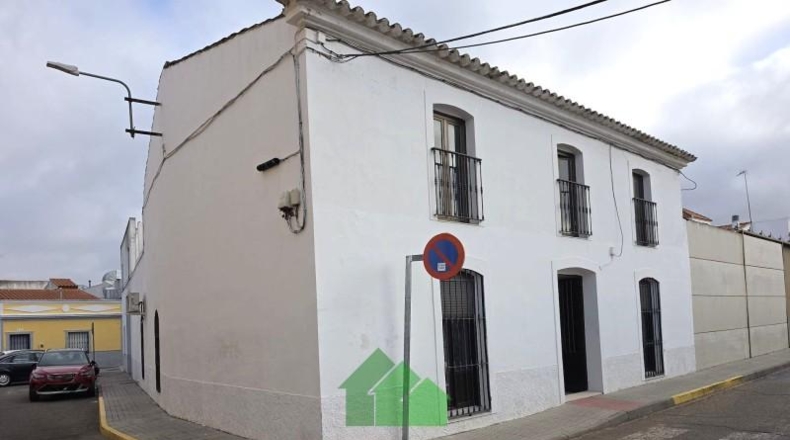 Badajoz - Puebla de la Calzada - 371 m²