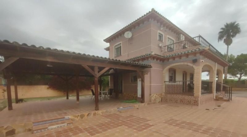 Alicante - Albatera - 1336 m²