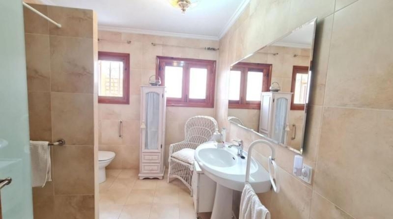 Alicante - Elda - 350 m²