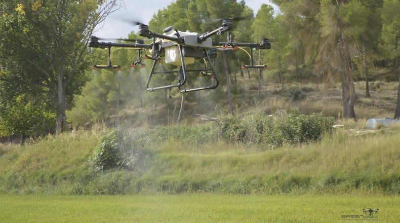 Agricultura de precisión. Imagen de un dron que hace realidad la agricultura de precisión