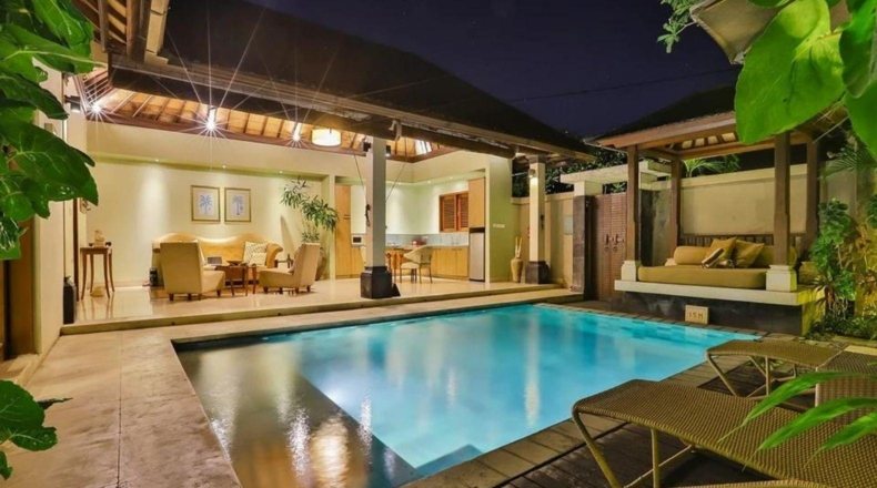 Seguro de alquiler. Imagen del exterior de una casa con piscina que cuenta con el seguro de alquiler