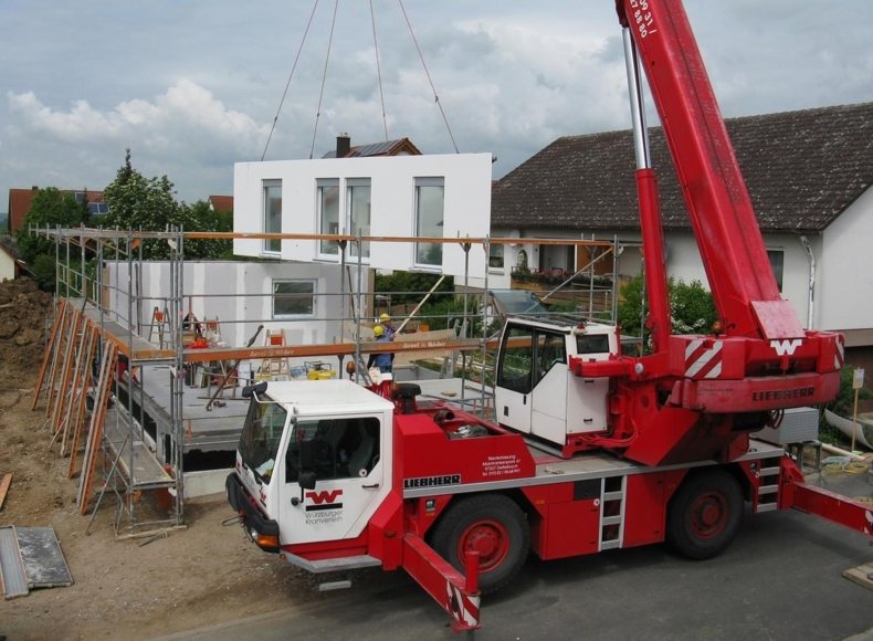 Imagen de construcción de casa prefabricada