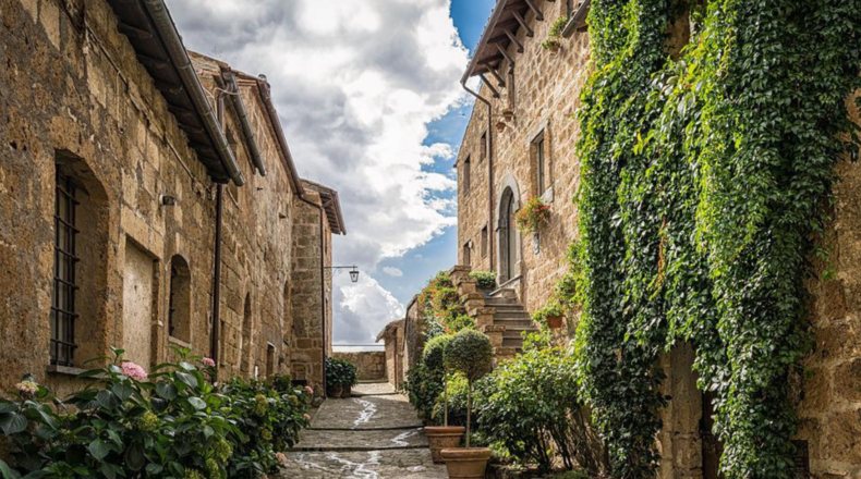 Imagen de un pueblo de España, con cientos de casas rurales