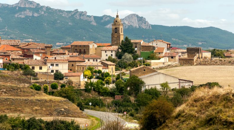 Pueblo rural pintoresco, ideal para inversión en alquileres vacacionales